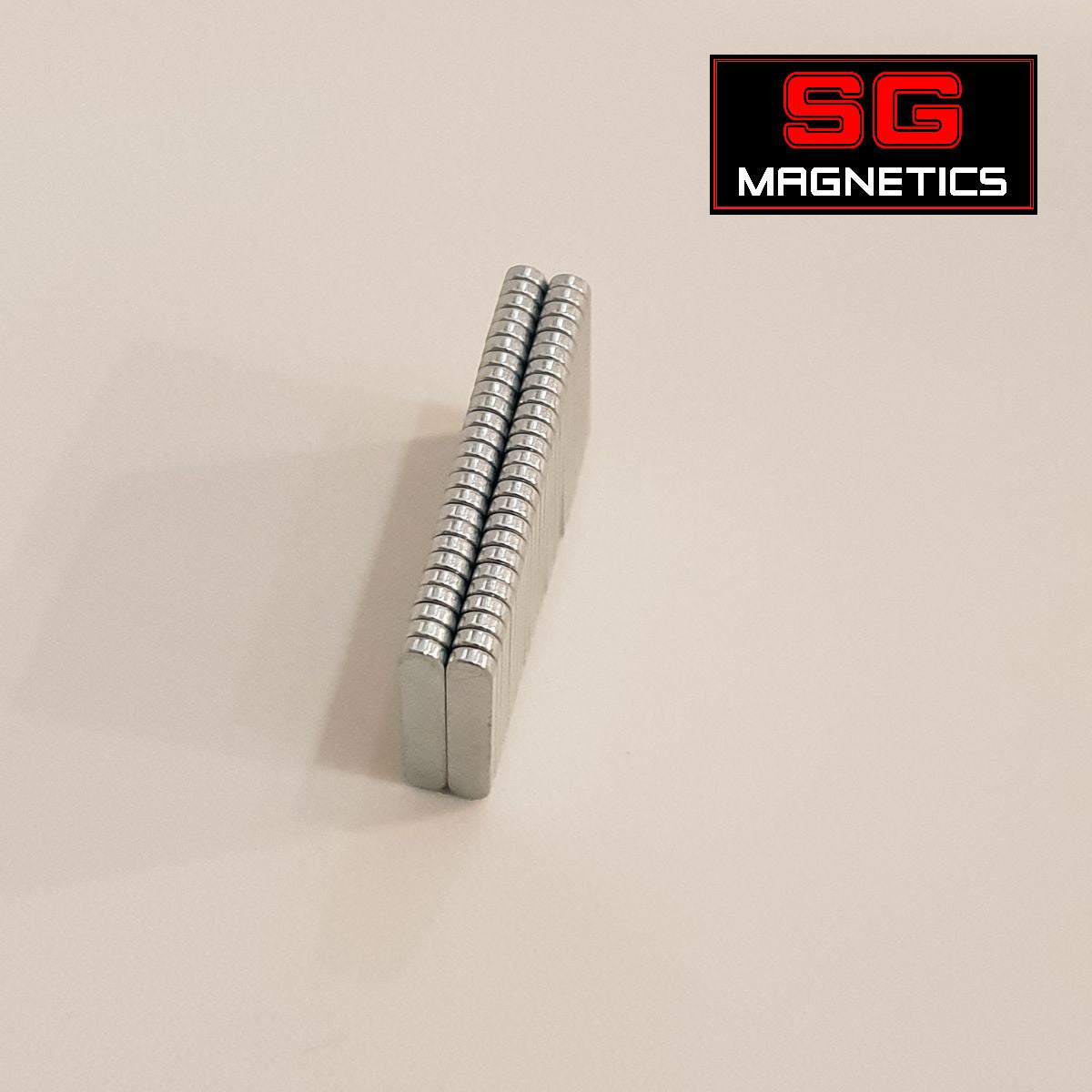 19x3x0.8xR1.5mm N40UH - 4 poles on 1 surface -  5pcs/pack